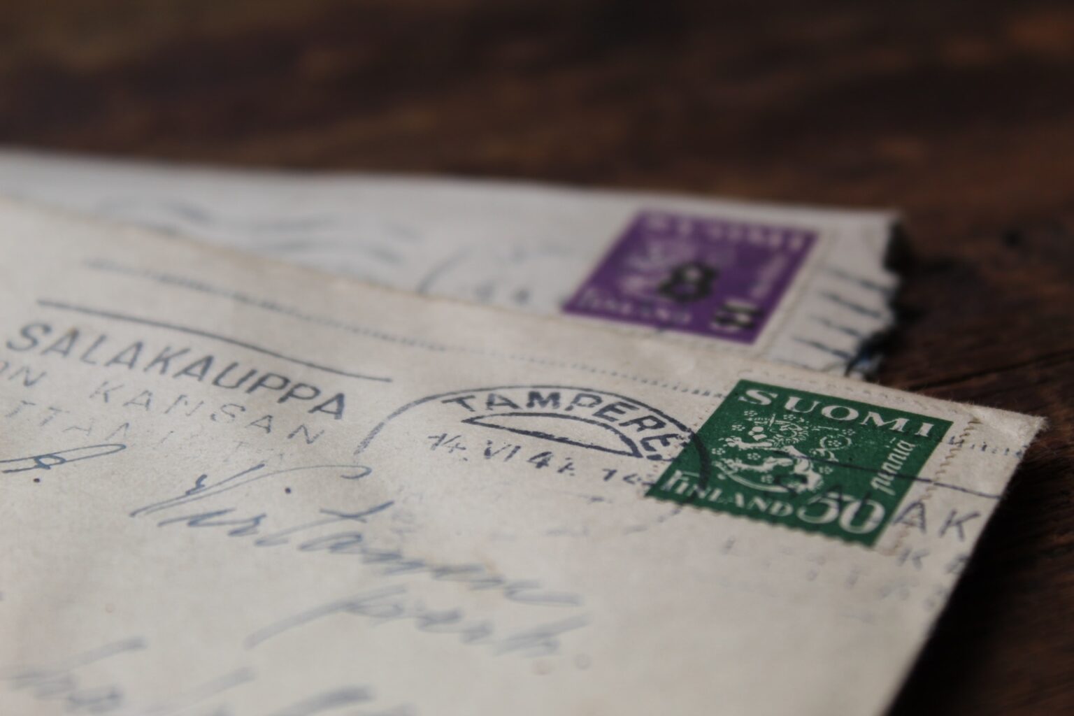 How Much Does It Cost to Ship a Bubble Mailer with USPS? - PostageGuru