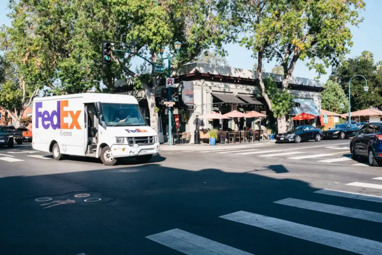 What is FedEx Onsite?(+How To Use It!)